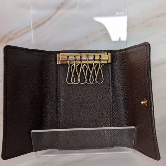 Louis Vuitton Damier Ebene 6 Key Holder - Picture 3 of 13